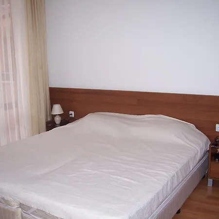 Apartment Efir 2 8 *